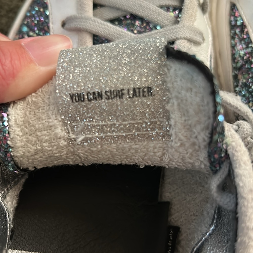 P448 Johnny Silver Pink Glitter Sneaker Sz 39
New without box - Picture 5 of 7